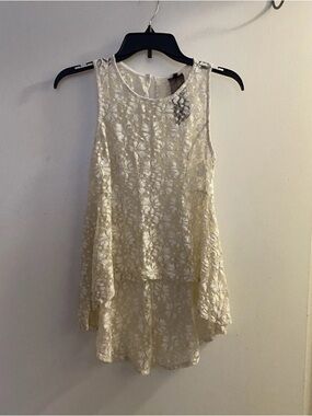 Moon Collection Womens Ivory Beige Lace Floral Boho Tank Top M S 32” Sheer Beach